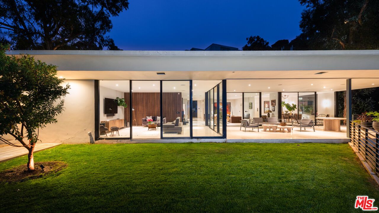 10556 Fontenelle Way - 1 property image