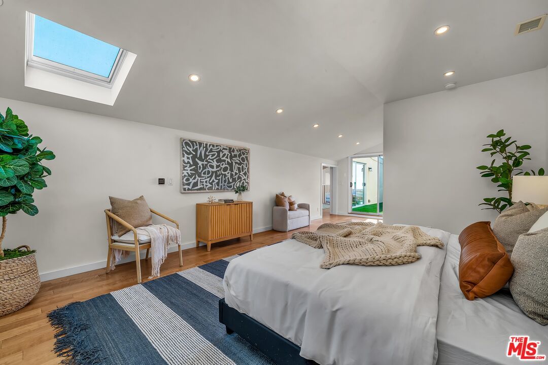 4 Lighthouse Street - 13 property image