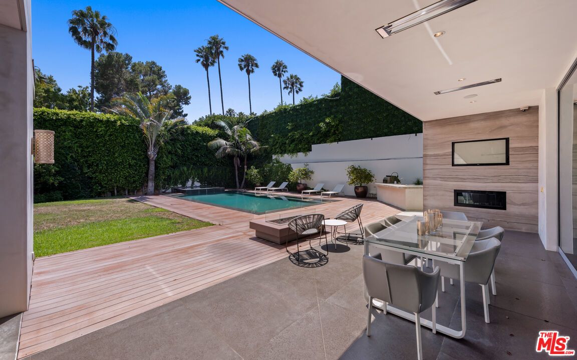 1111 Sierra Alta Way - 1 property image