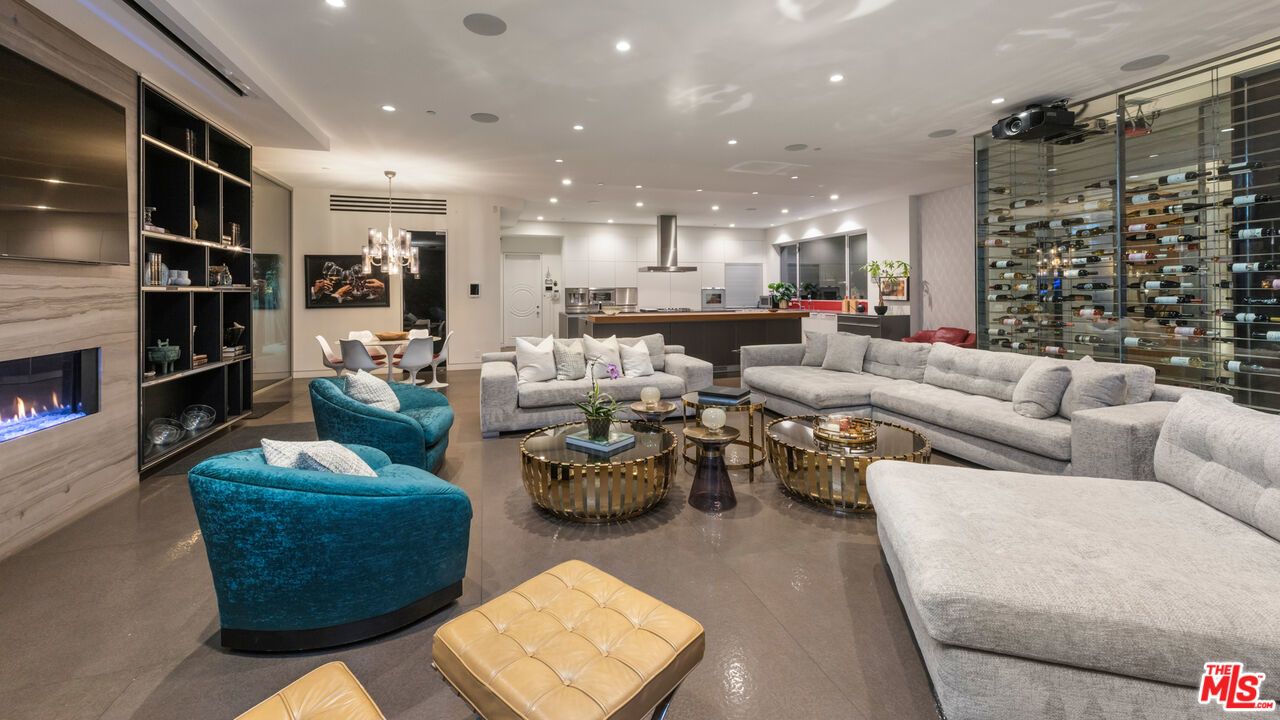 1111 Sierra Alta Way - 1 property image