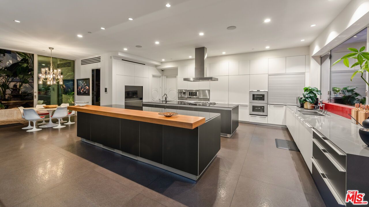 1111 Sierra Alta Way - 1 property image