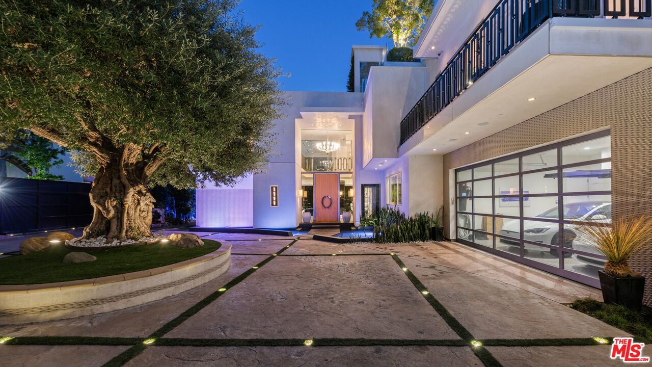 1111 Sierra Alta Way - 1 property image