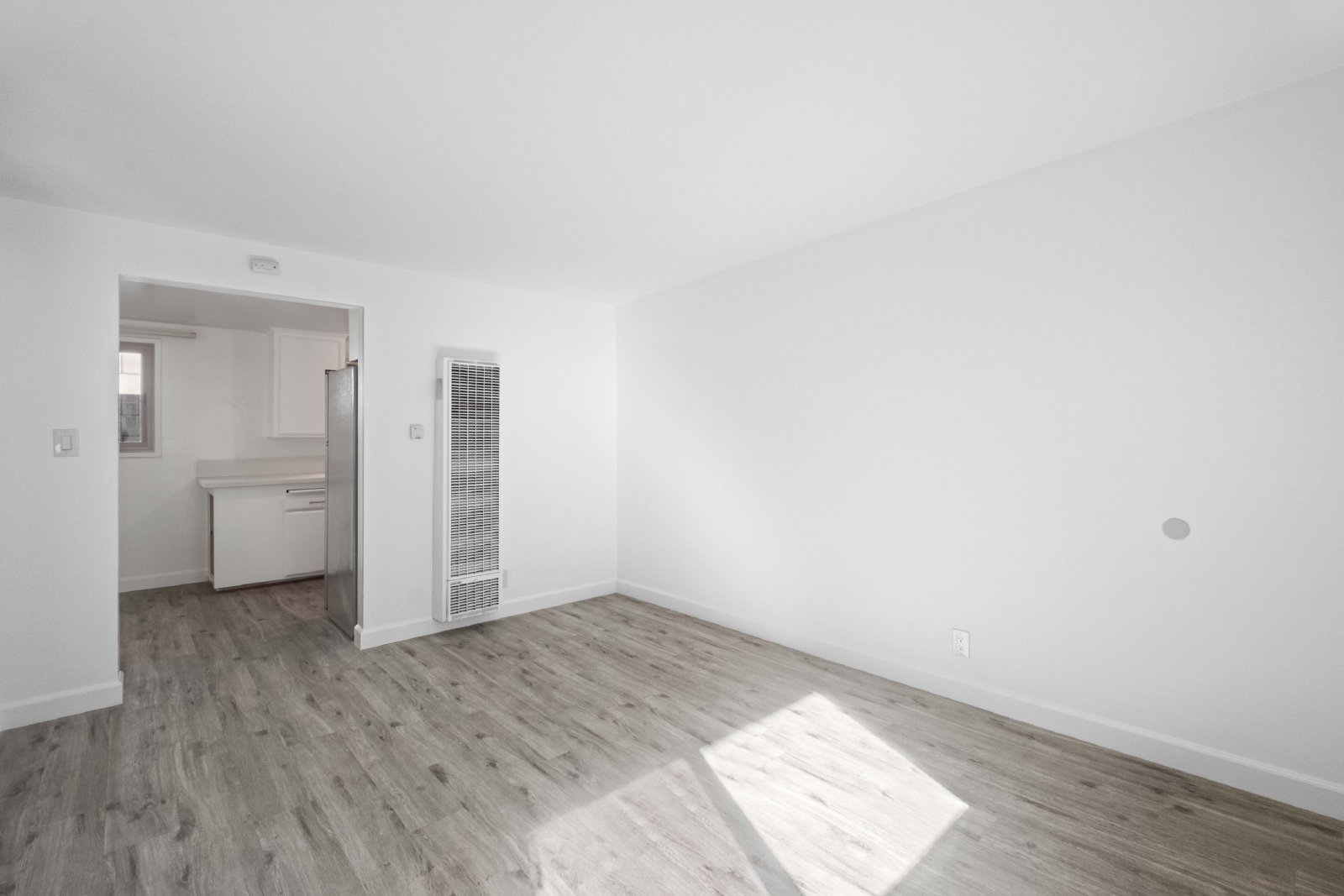 620 East Imperial Avenue - 4 property image