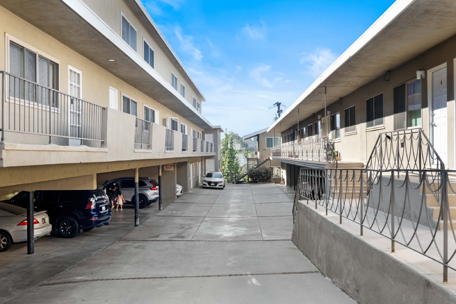 620 East Imperial Avenue - 4 property image