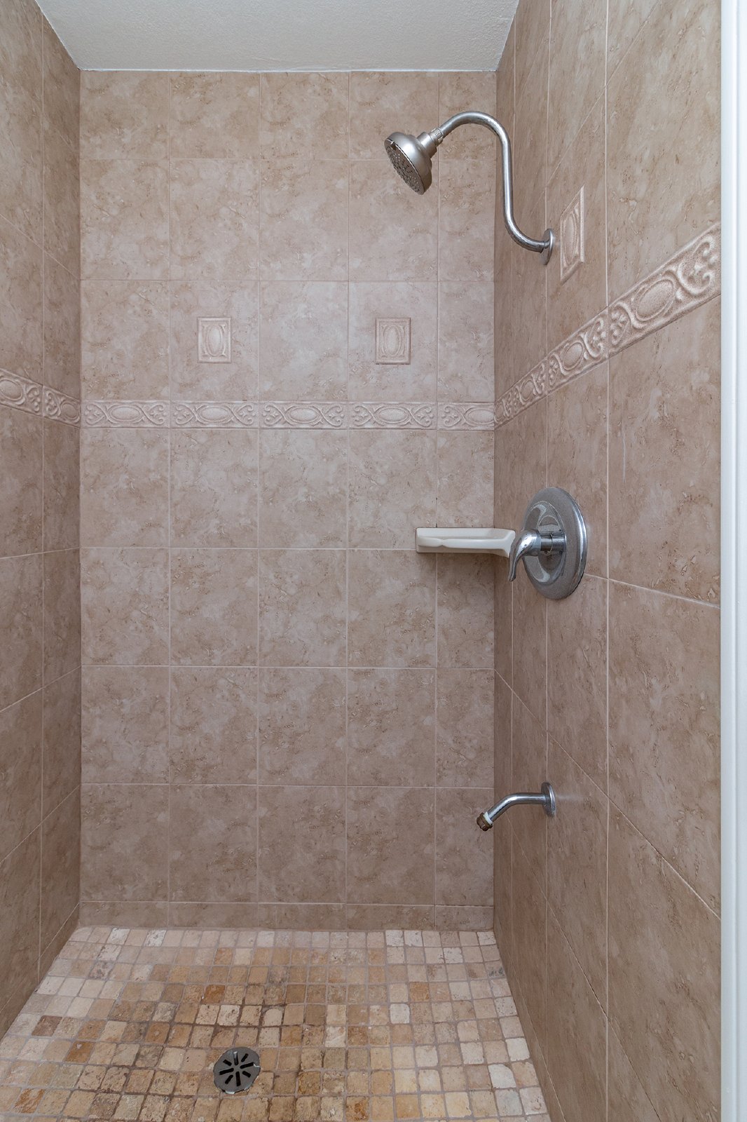 6199 Canterbury Dr #206 - #206 property image