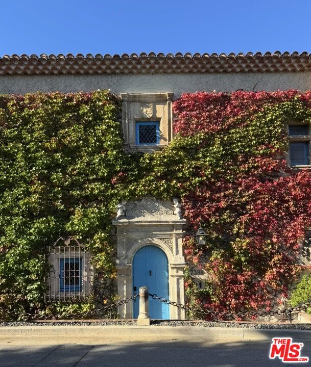 7398 Pyramid Place - 1 property image