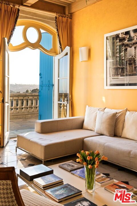 7398 Pyramid Place - 1 property image