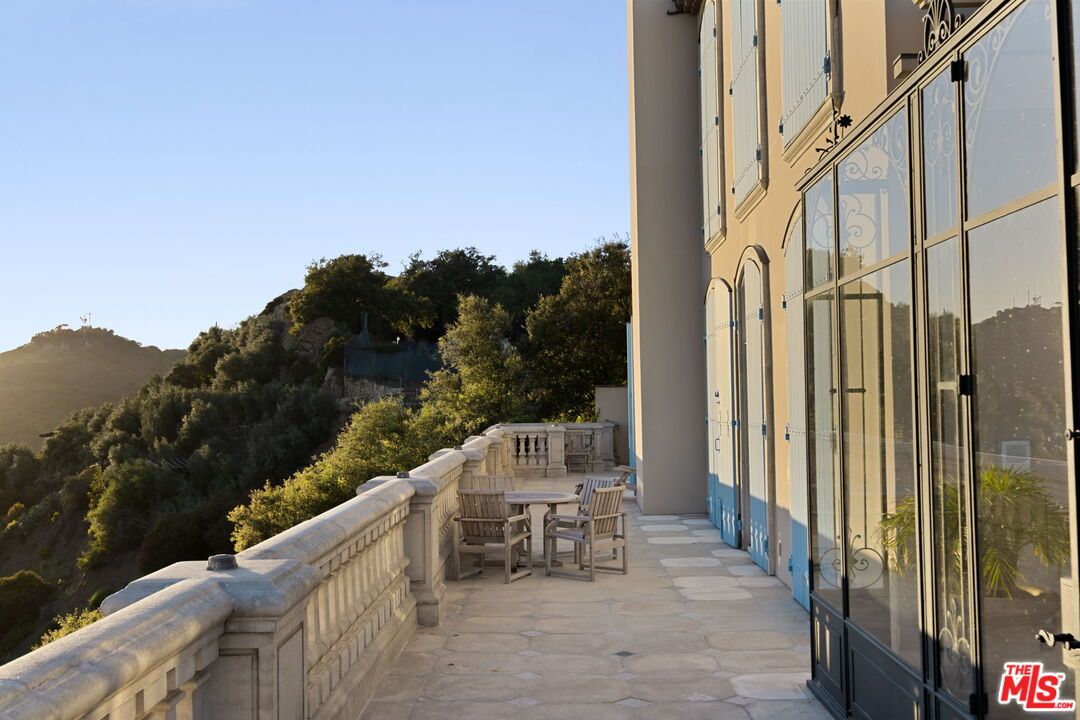 7398 Pyramid Place - 1 property image