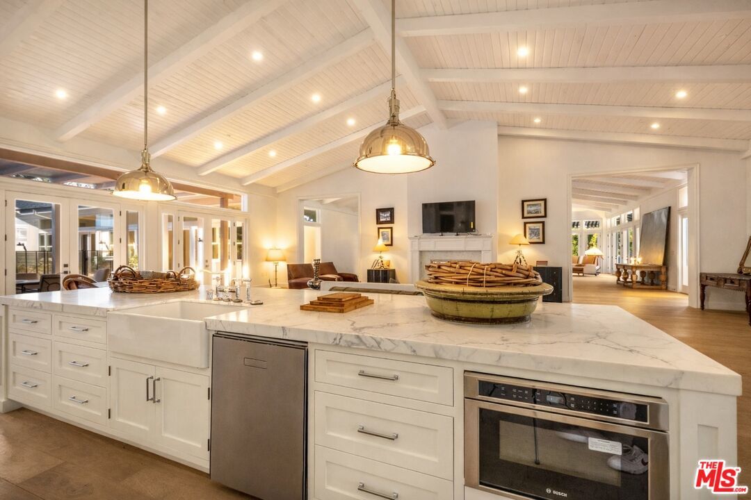 9669 Oak Pass Road - 1 property image