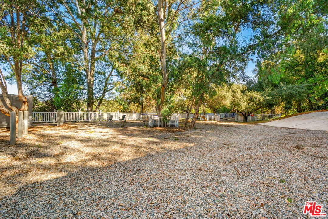 9669 Oak Pass Road - 1 property image