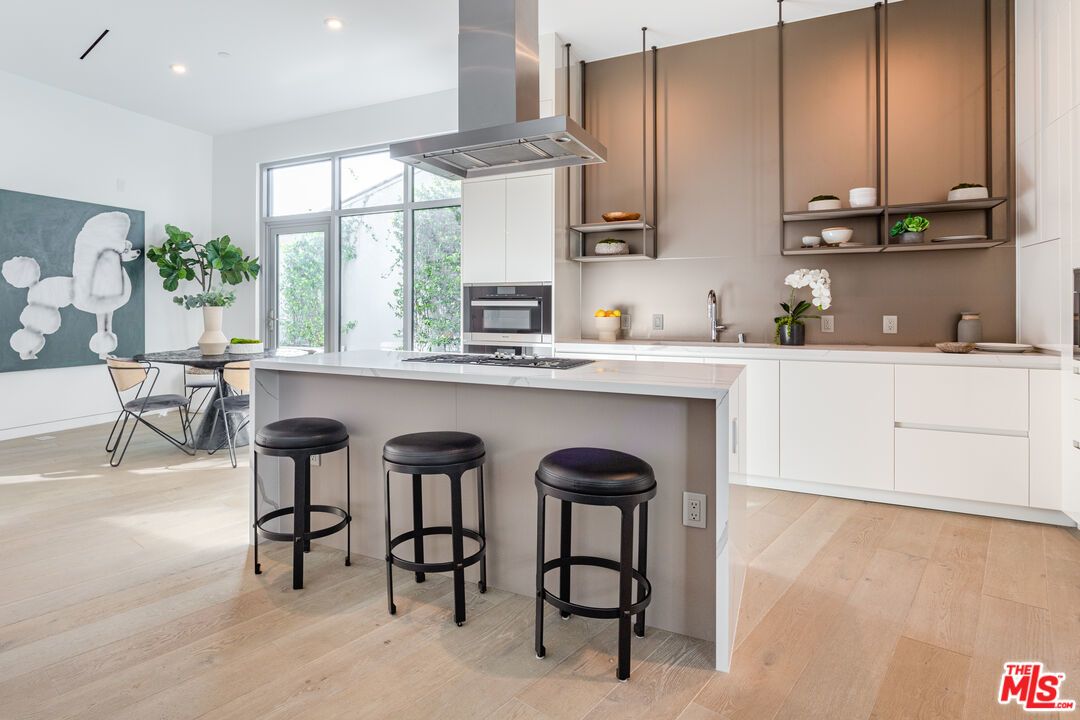 8600 Wilshire Boulevard - 1 property image