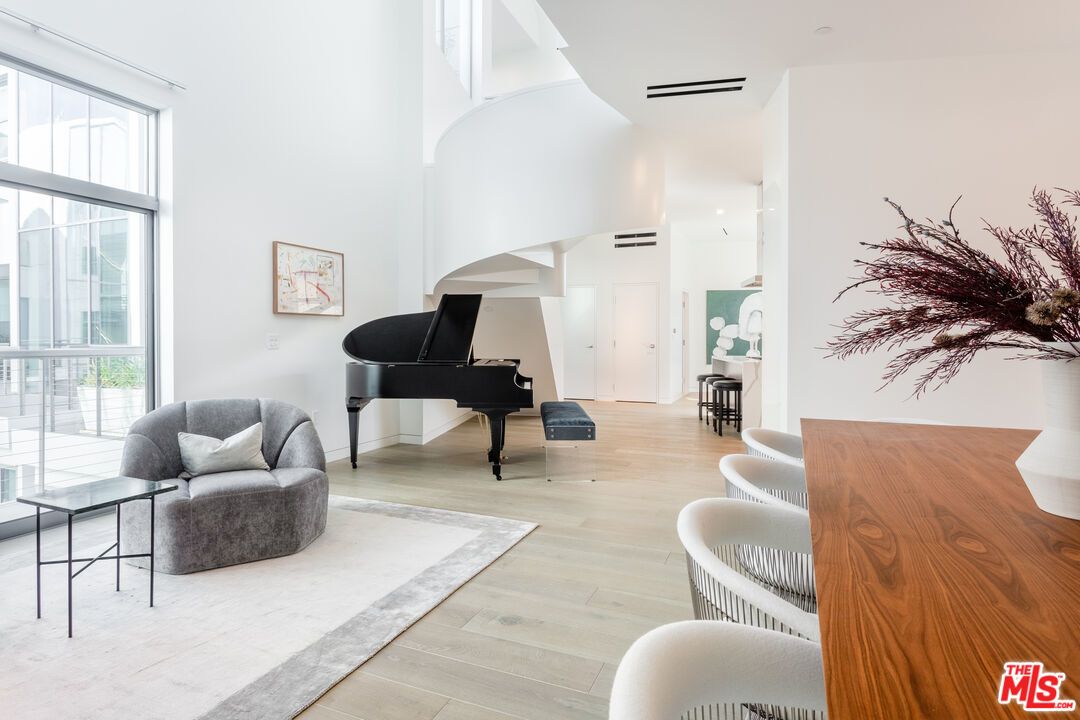 8600 Wilshire Boulevard - 1 property image