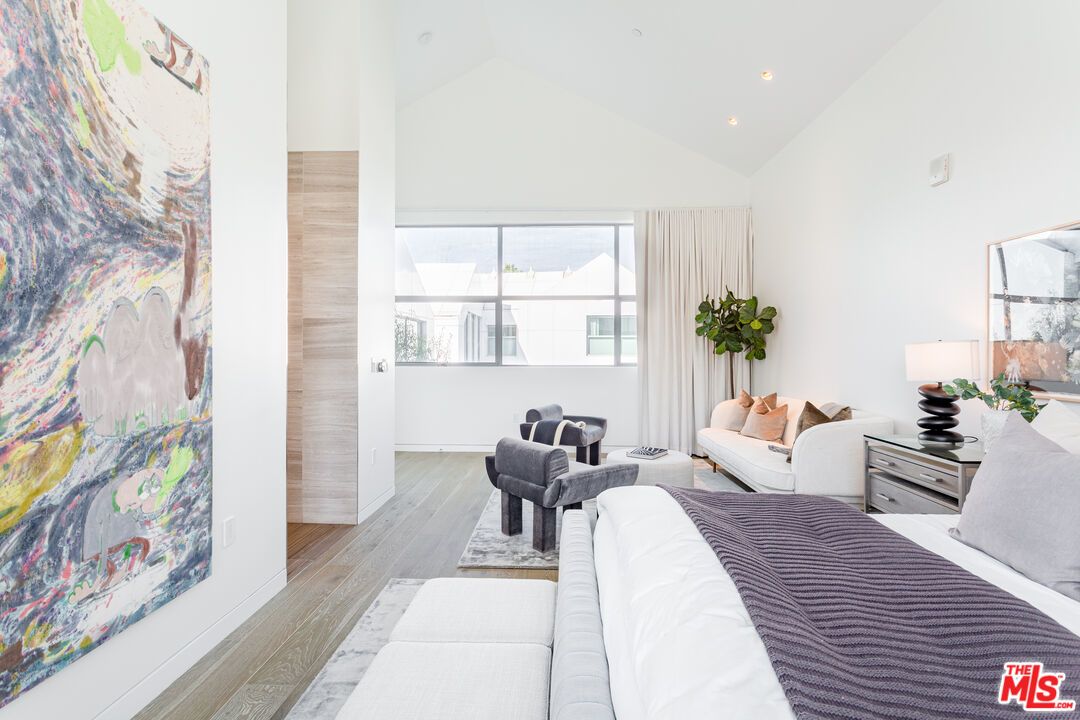 8600 Wilshire Boulevard - 1 property image