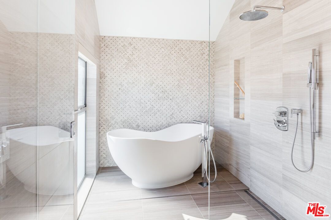 8600 Wilshire Boulevard - 1 property image