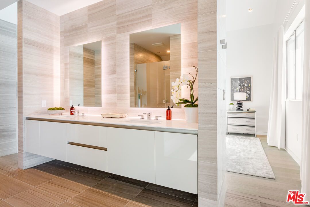 8600 Wilshire Boulevard - 1 property image