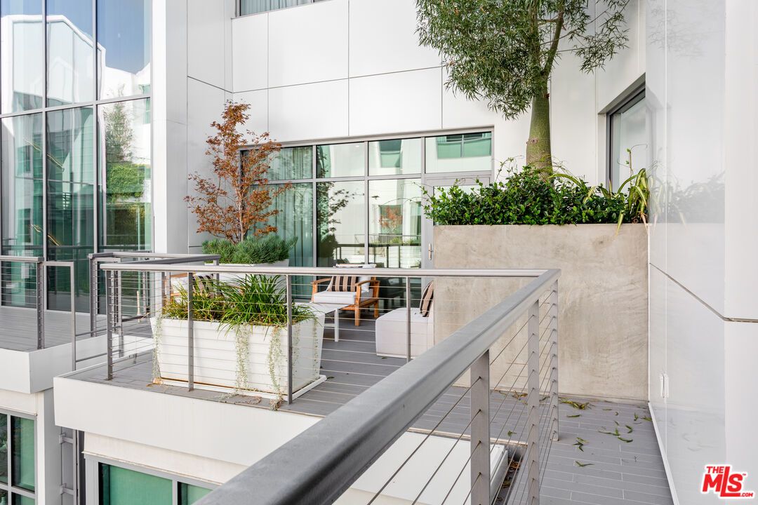 8600 Wilshire Boulevard - 1 property image