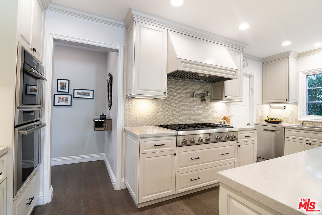 9145 Sawyer Street - 1 property image