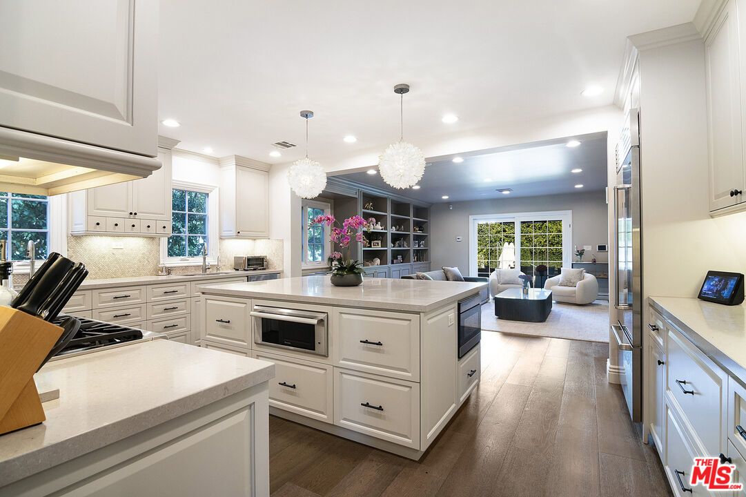 9145 Sawyer Street - 1 property image