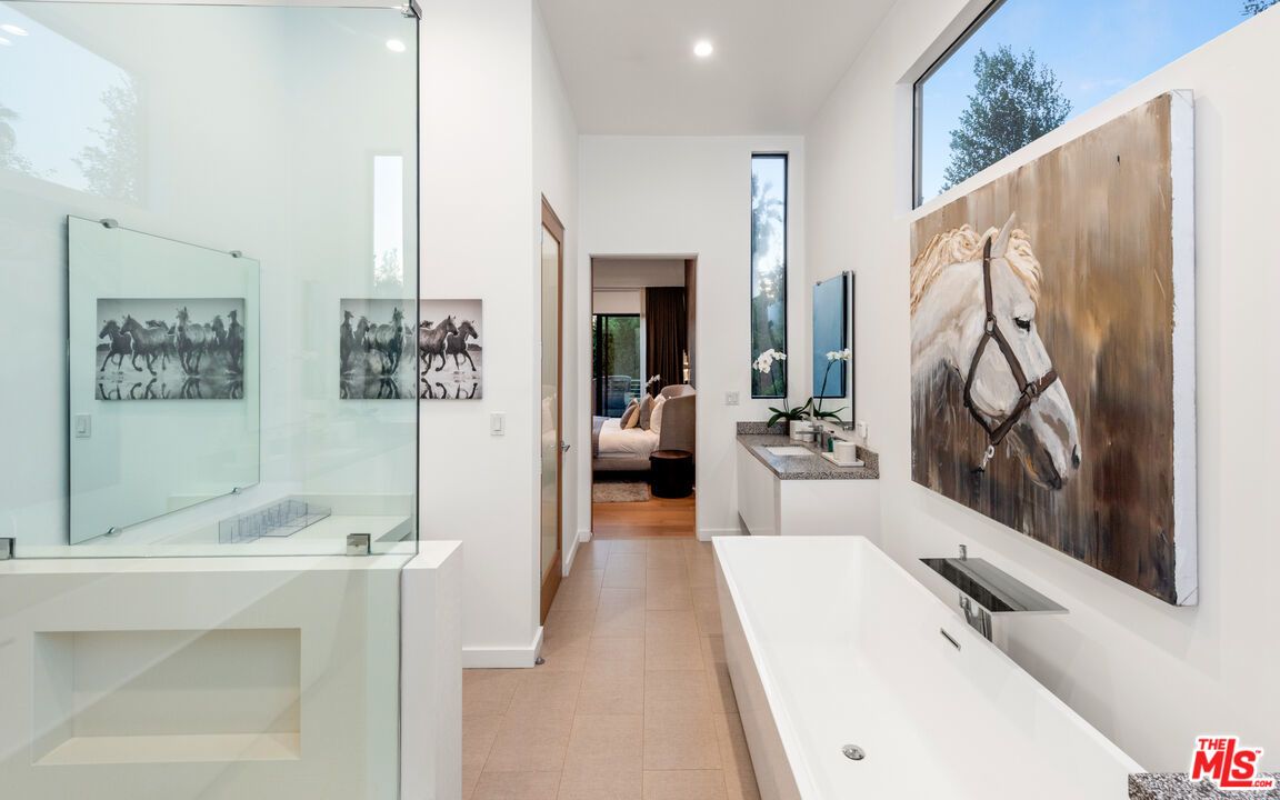 1085 Carolyn Way - 1 property image