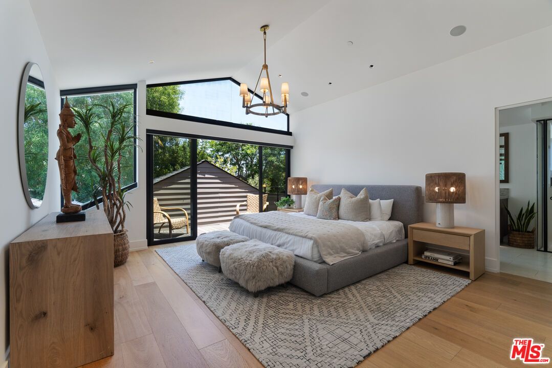 929 Marco Place - 1 property image