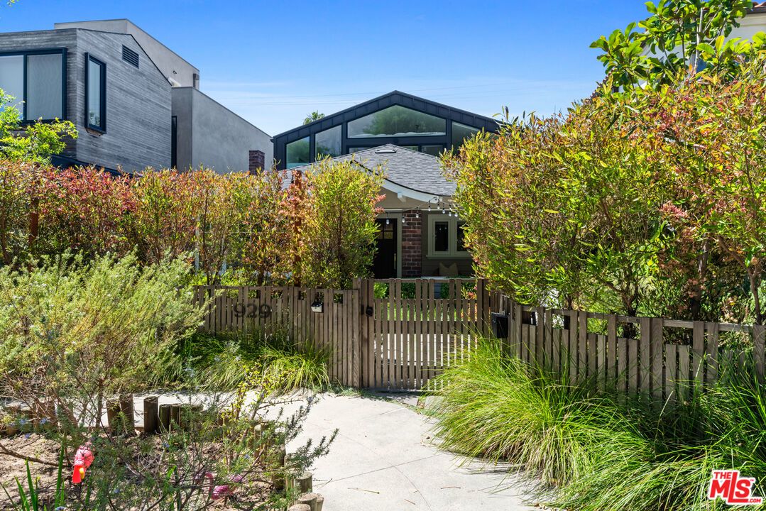 929 Marco Place - 1 property image