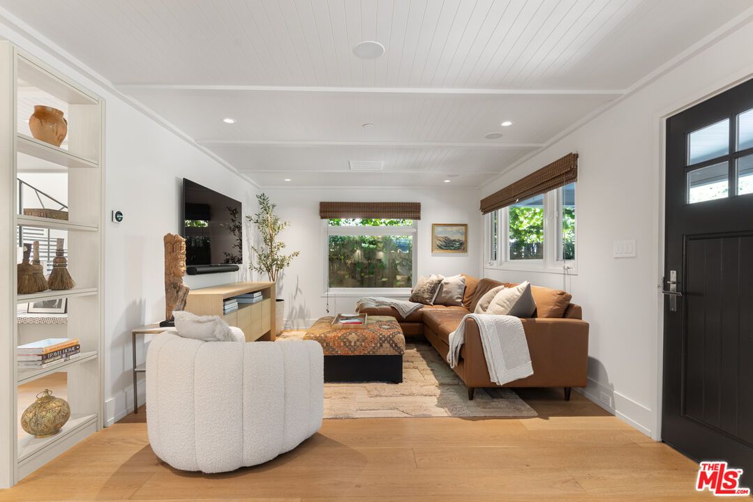 929 Marco Place - 1 property image