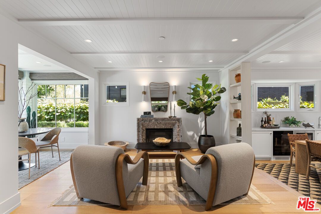 929 Marco Place - 1 property image