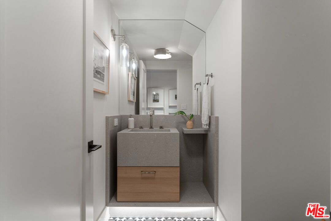 929 Marco Place - 1 property image