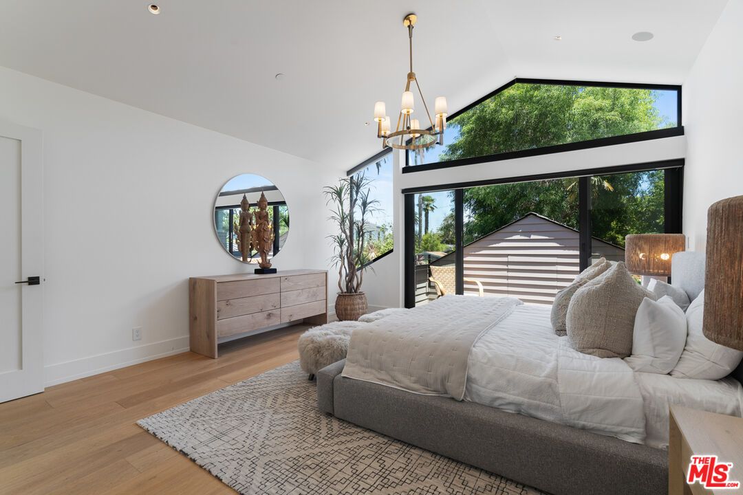 929 Marco Place - 1 property image