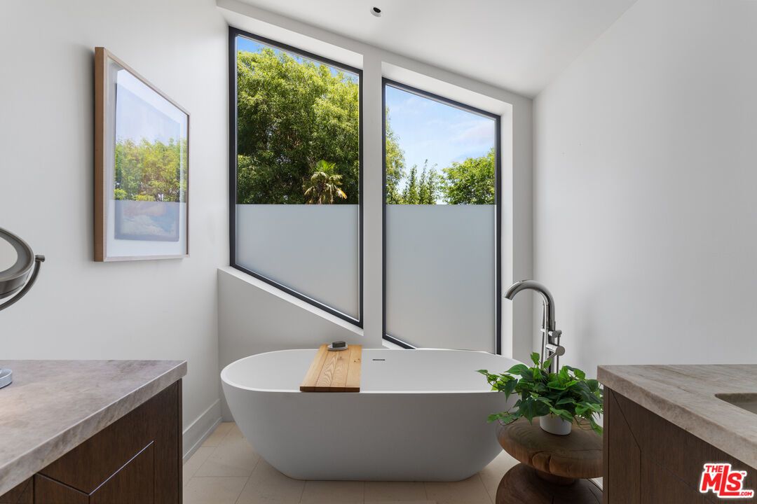 929 Marco Place - 1 property image