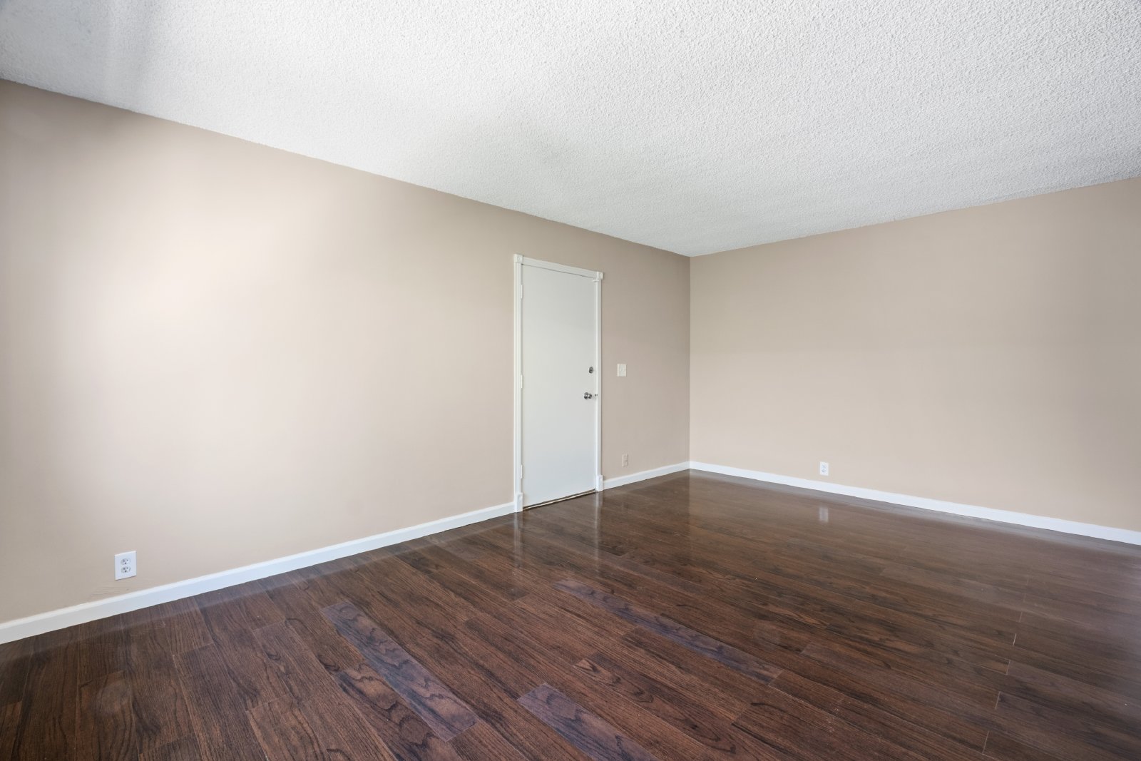 710 East 6th Street - 6 property image