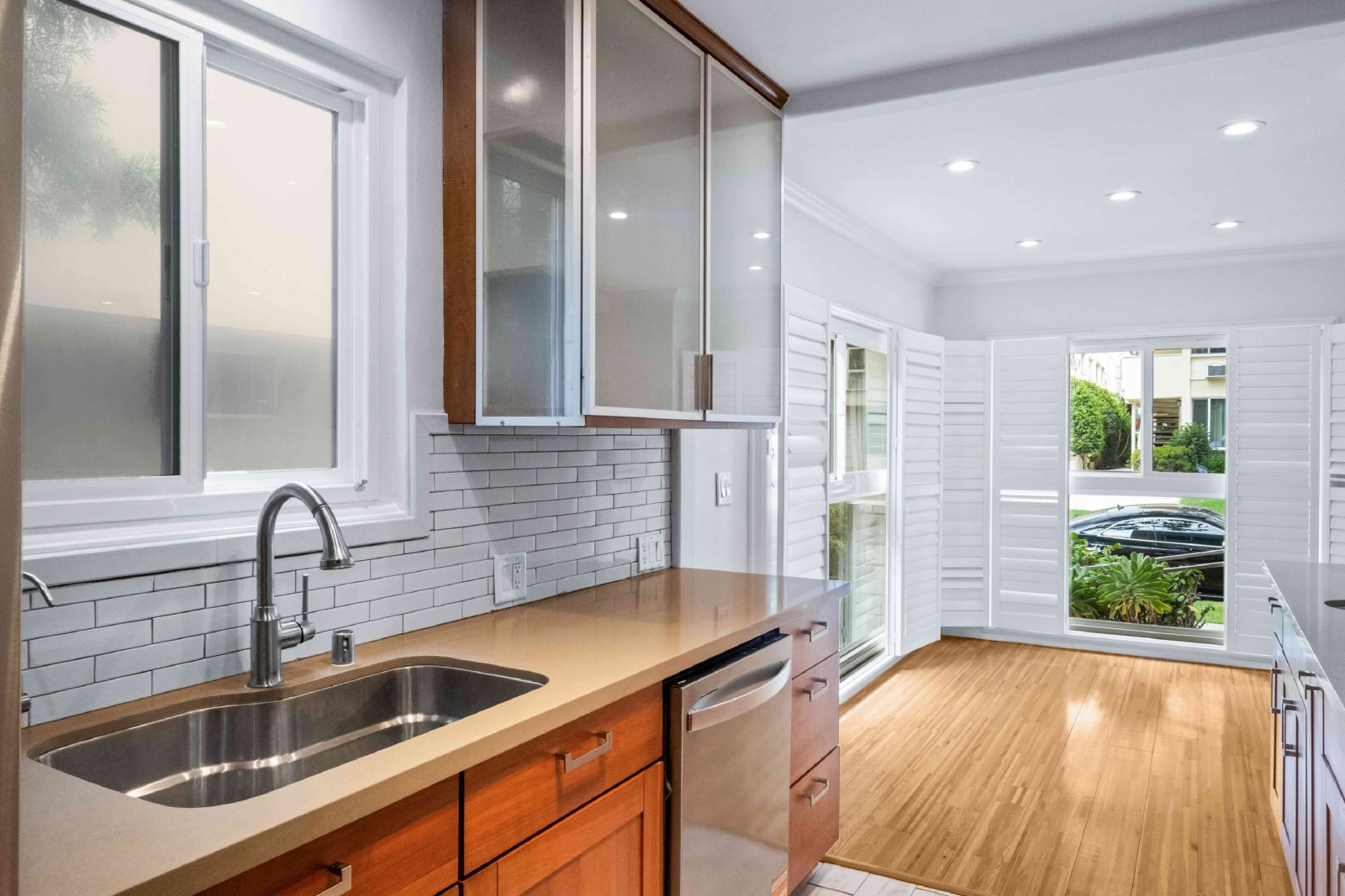 332 Rexford Drive - 1 property image