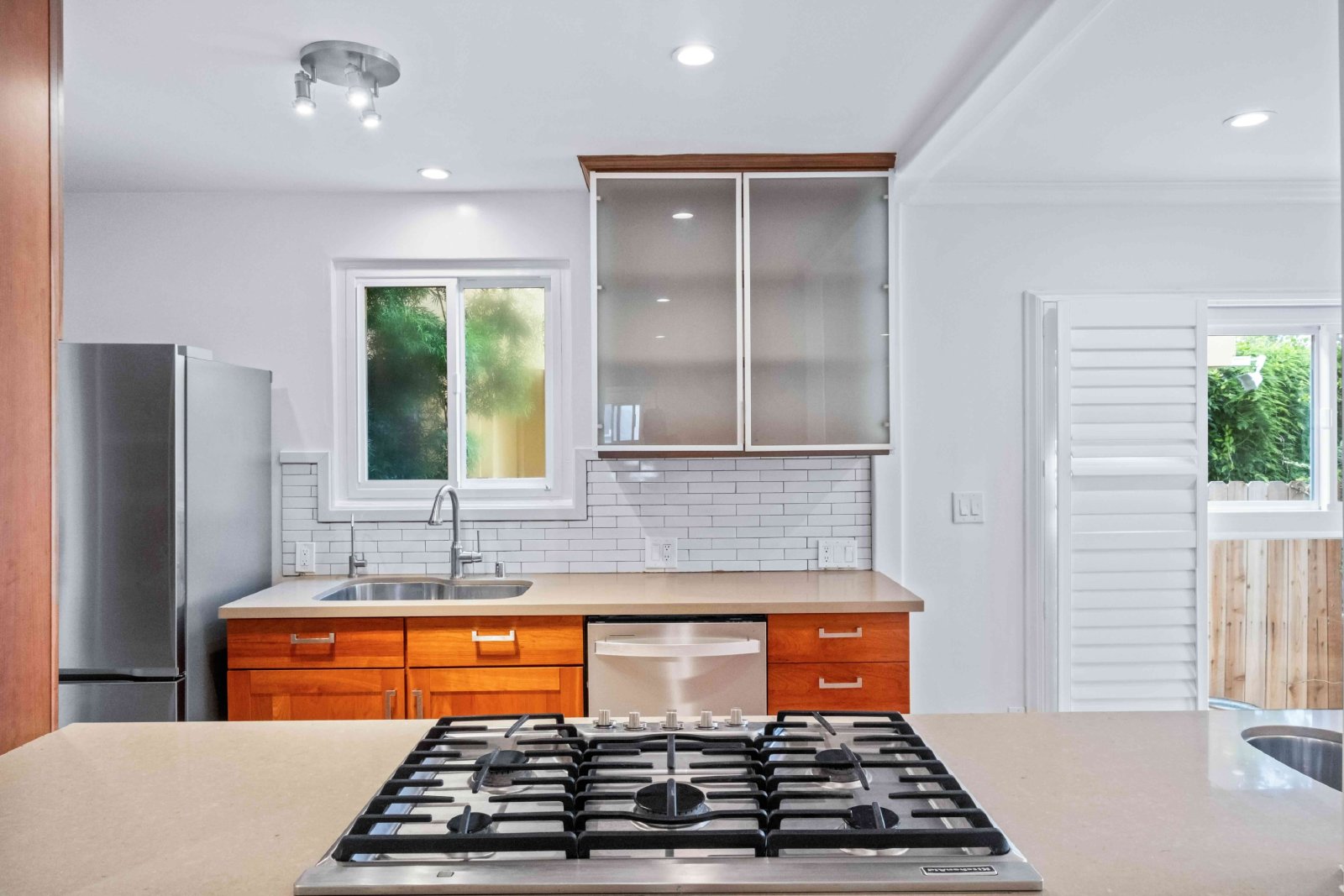 332 Rexford Drive - 1 property image