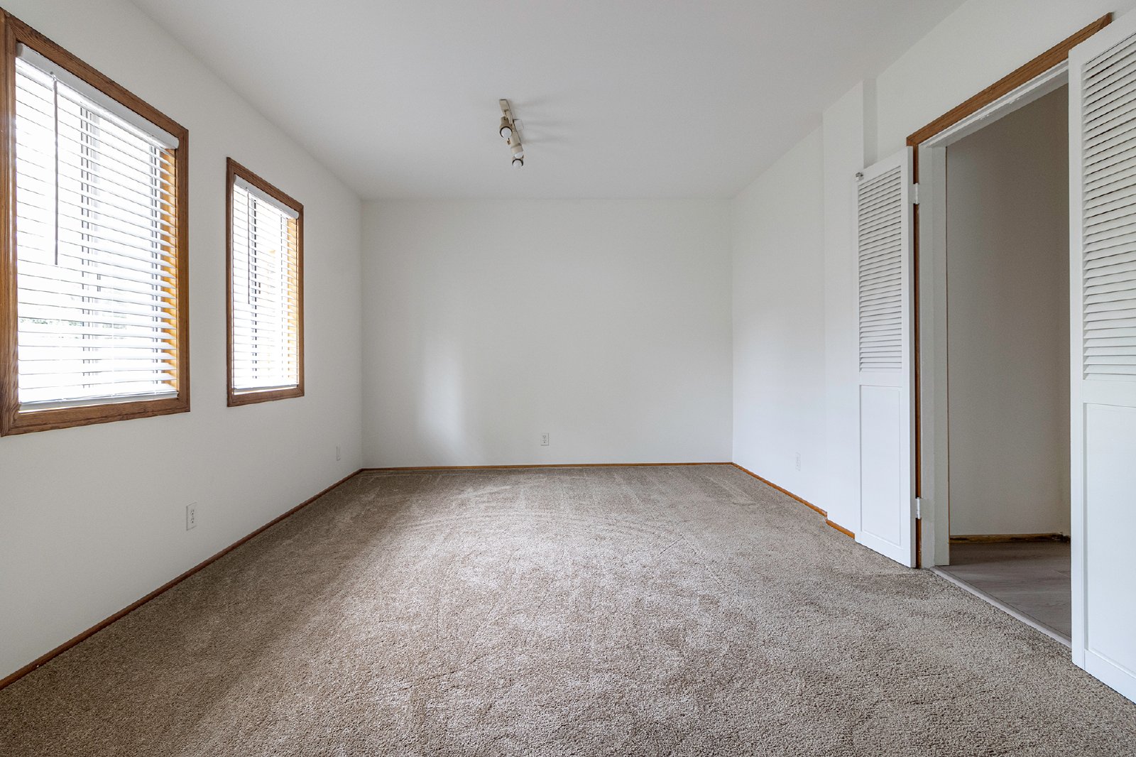4130 Vinton Avenue - Front property image