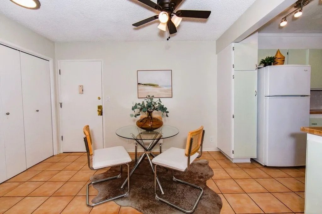 6199 Canterbury Dr #205 - 1 property image