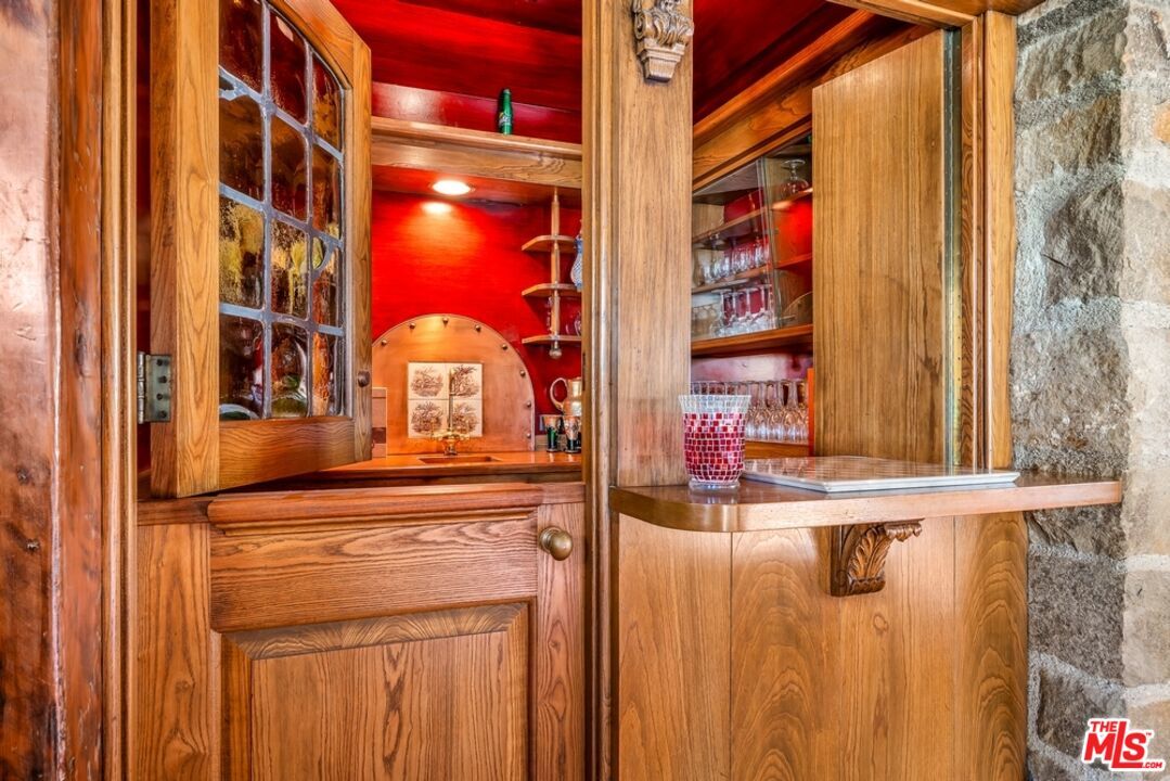 829 Whittier Drive - 1 property image