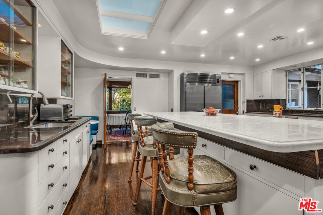 829 Whittier Drive - 1 property image