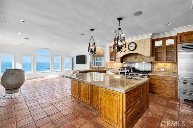 1500 North The Strand - 1 property image