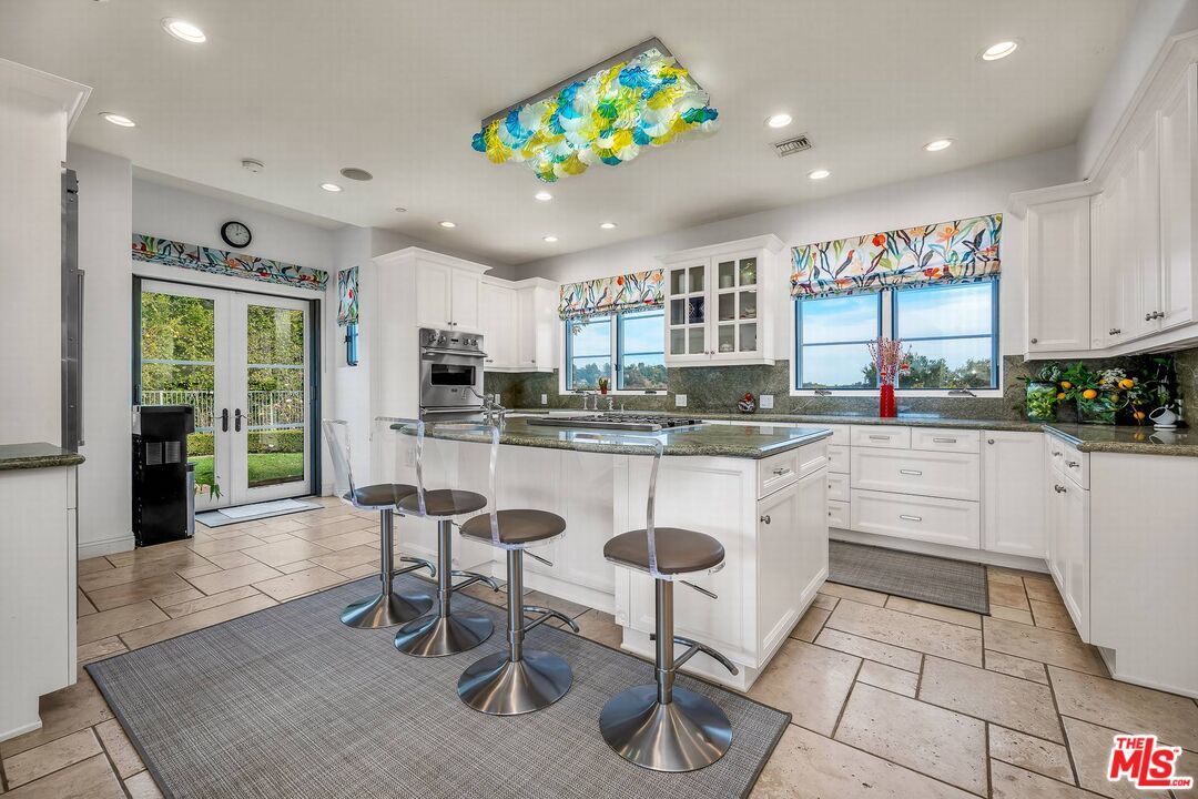 3110 Benedict Canyon Drive - 1 property image