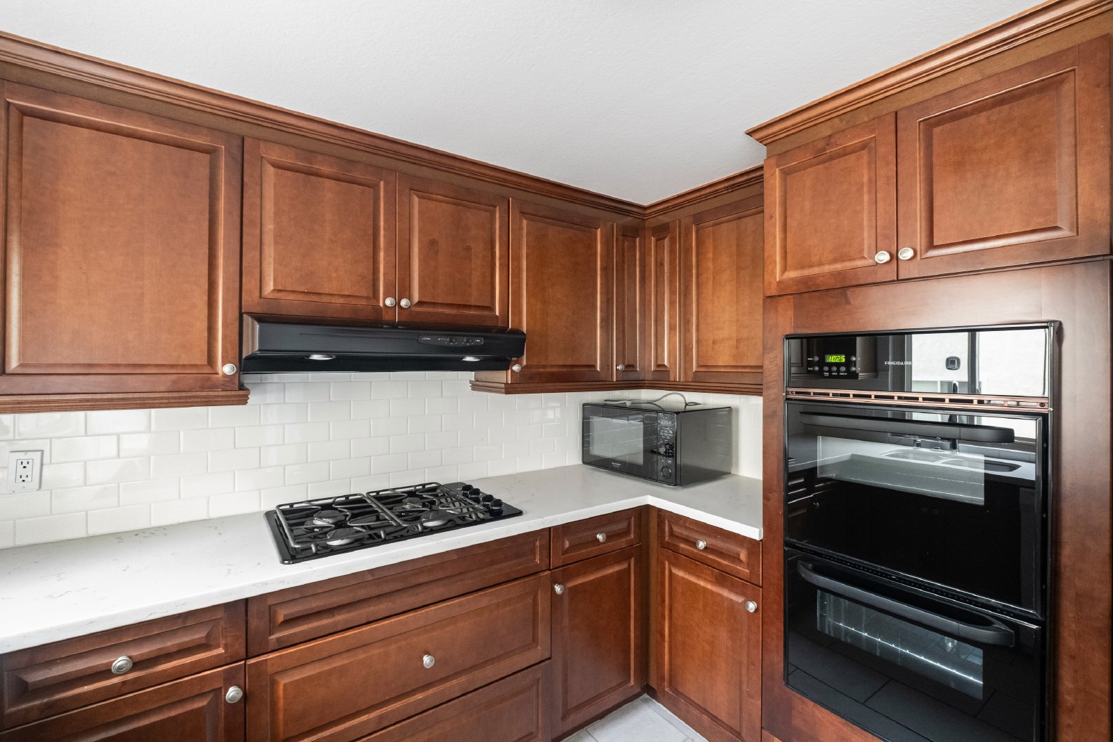 11260 Overland Avenue - 1 property image