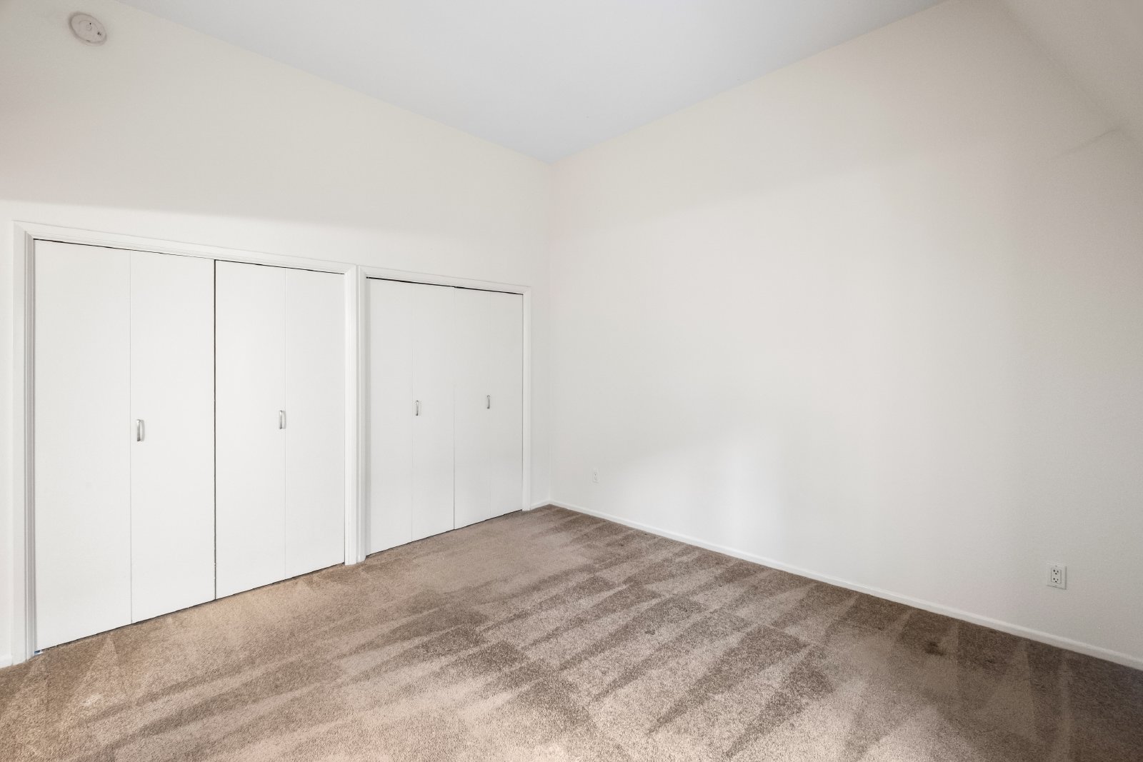 11260 Overland Avenue - 1 property image