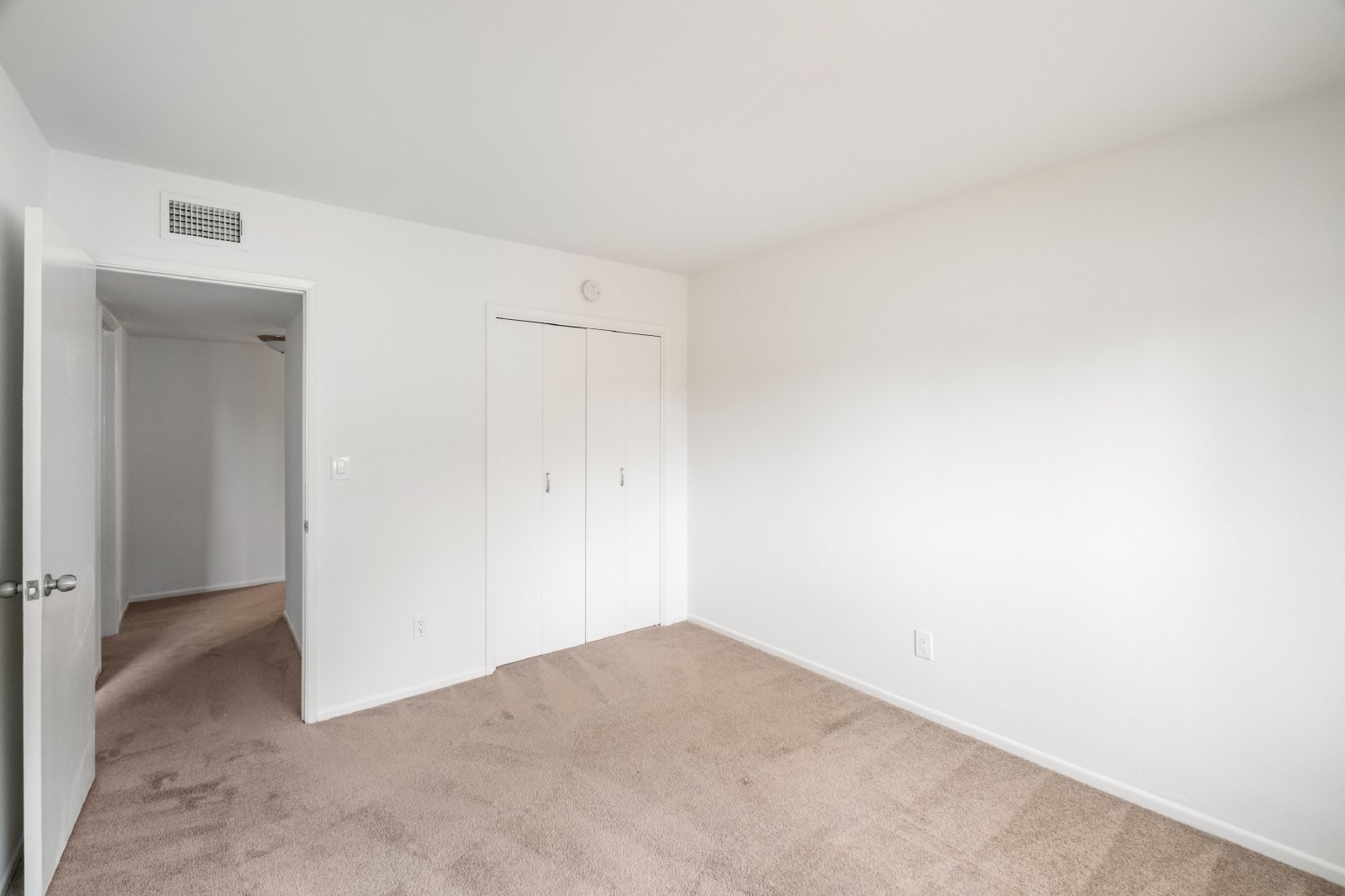11260 Overland Avenue - 1 property image