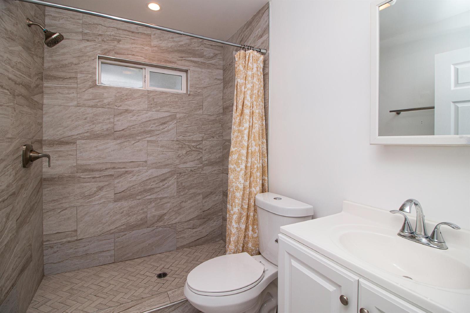 5342 Emporia Avenue - Back - A property image