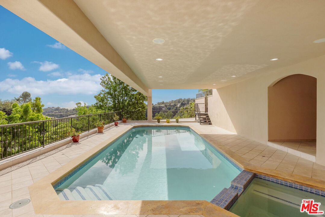 1922 Bel Air Road - 1 property image