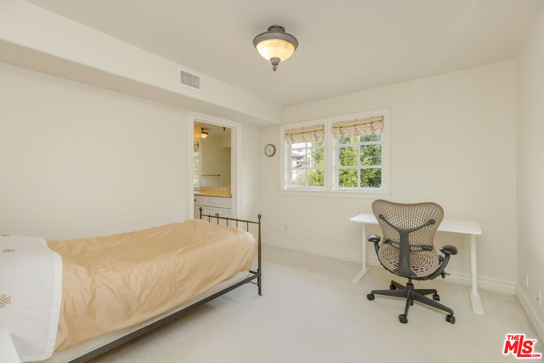 1922 Bel Air Road - 1 property image