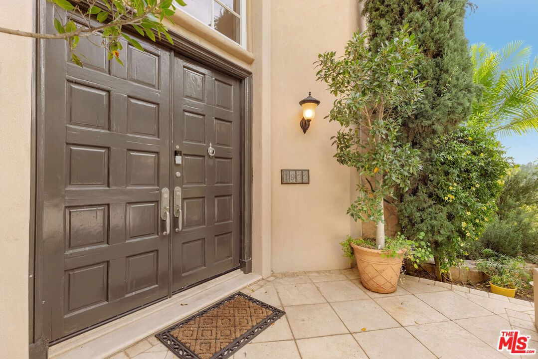 1922 Bel Air Road - 1 property image