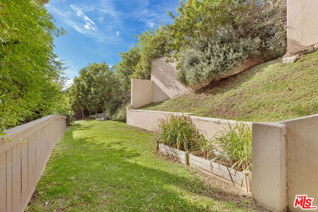 1922 Bel Air Road - 1 property image
