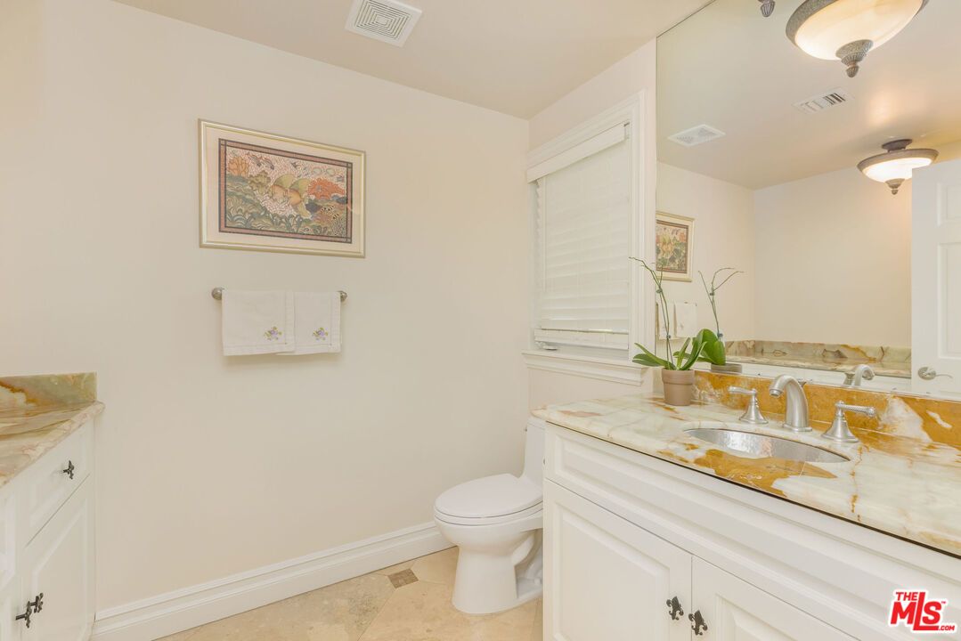 1922 Bel Air Road - 1 property image