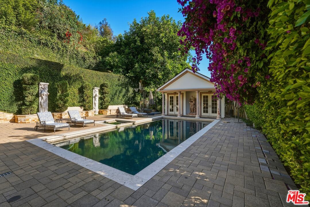 900 Chantilly Road - 1 property image