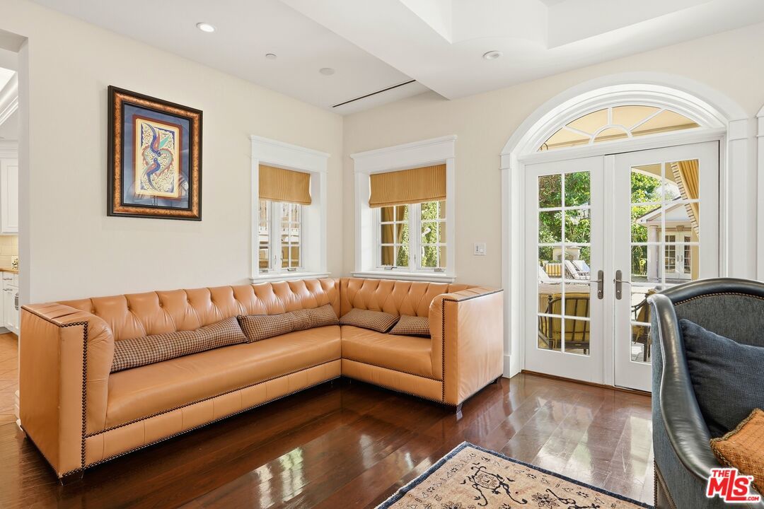 900 Chantilly Road - 1 property image
